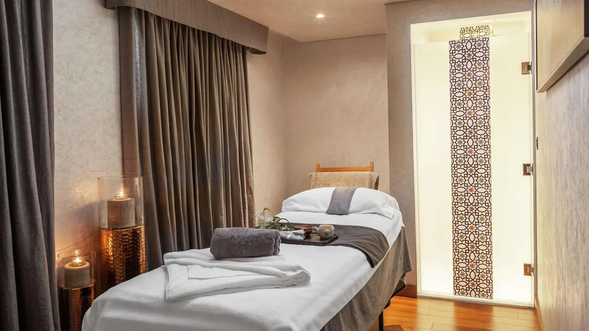 Doubletree By Hilton Dubai Al Jadaf Hotell